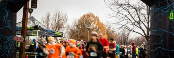 Runners at starting line of Give NCW Turkey Trot